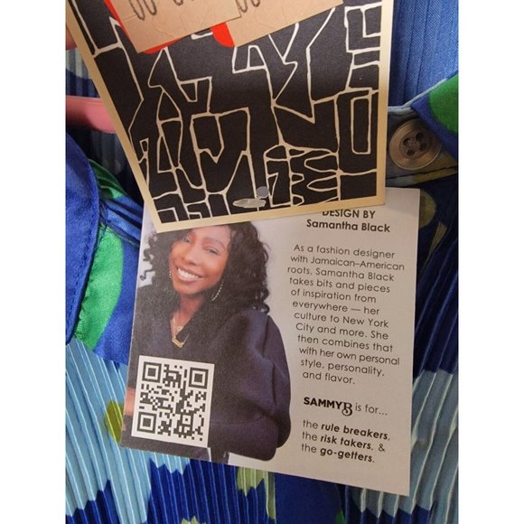 Black History Month Sammy B Size 2X Womens Top Blue Floral Crinkle Pleated NWT - Picture 5 of 7